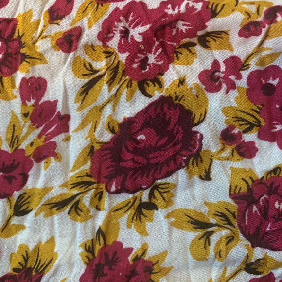 Novella Royal tank top small - Picture 2 of 3